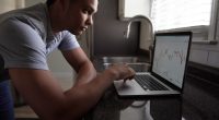 invest bank stocks in 2026 - HourlyMail24