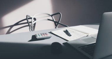 Early retirement calculators for freelancers - HourlyMail24