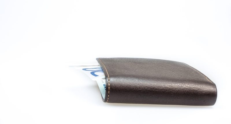 Trust Wallet Review 2026 - HourlyMail24