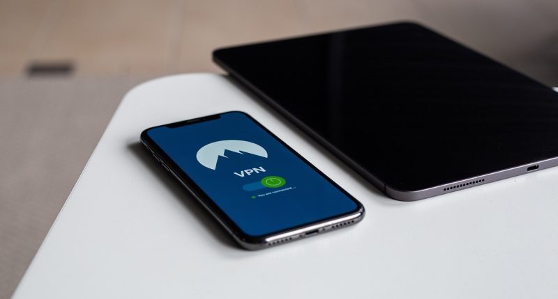 best no code tools to build apps 2026 - HourlyMail24